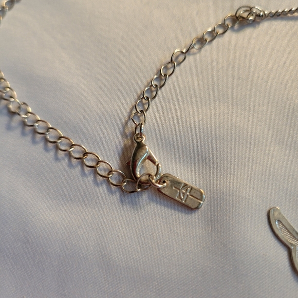 Butterfly Rhinestone Necklace - Picture 7 of 8